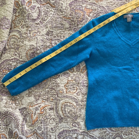 Blue Cashmere Sweater - Picture 6 of 6